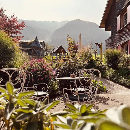 Alpen Hotel Post Au (Vorarlberg) Exterior photo